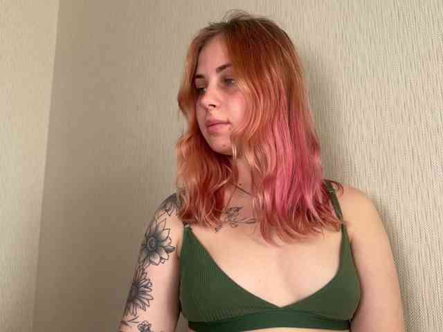 LisaloveX webcam