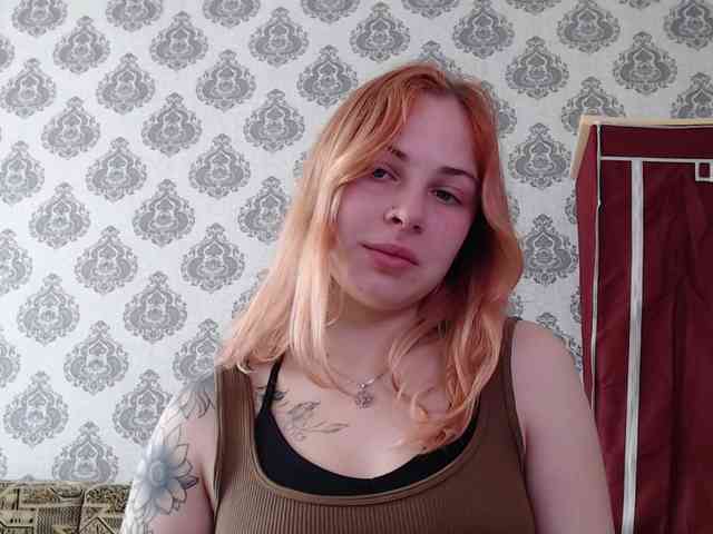 LisaloveX webcam