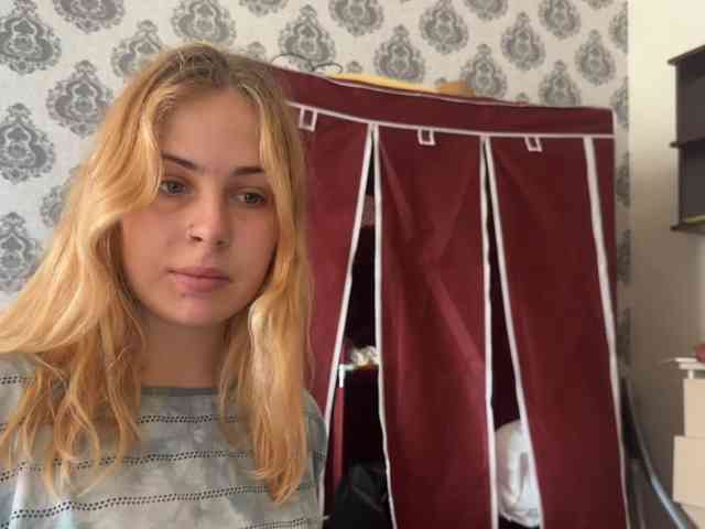 LisaloveX webcam