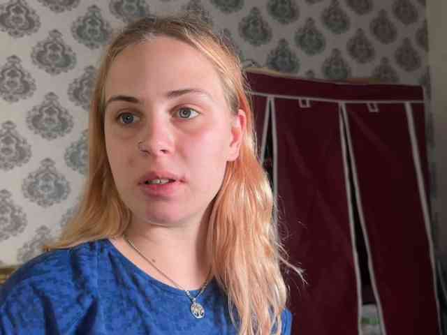 LisaloveX webcam