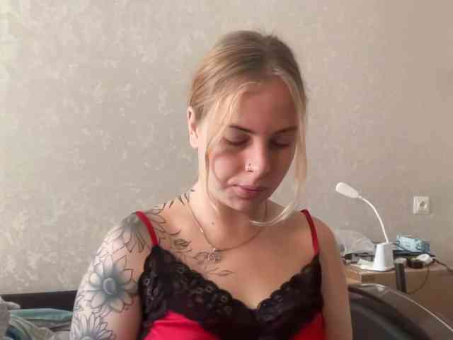 LisaloveX webcam
