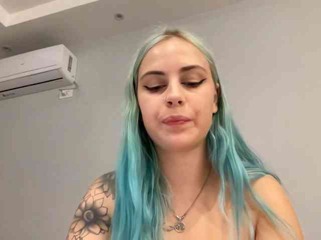 LisaloveX webcam