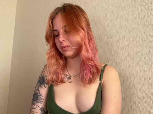 LisaloveX webcam