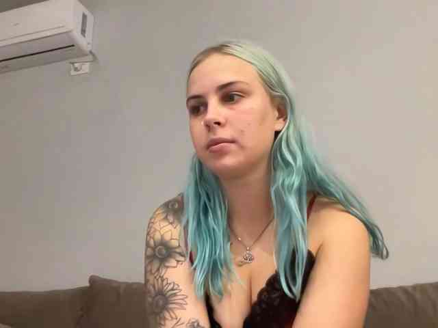 LisaloveX webcam