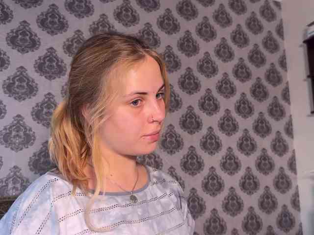 LisaloveX webcam