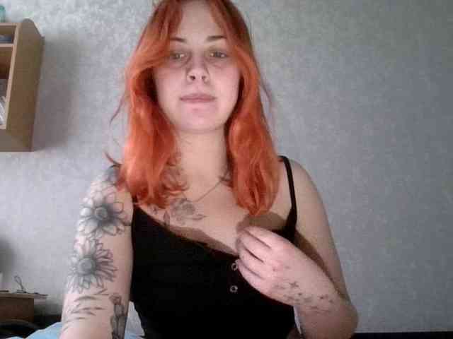 LisaloveX Live Webcam on BongaCams