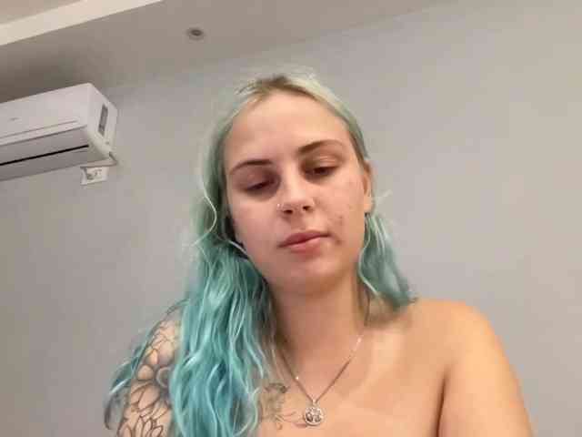 LisaloveX webcam