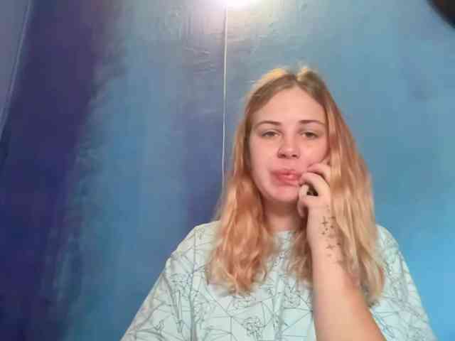 LisaloveX webcam