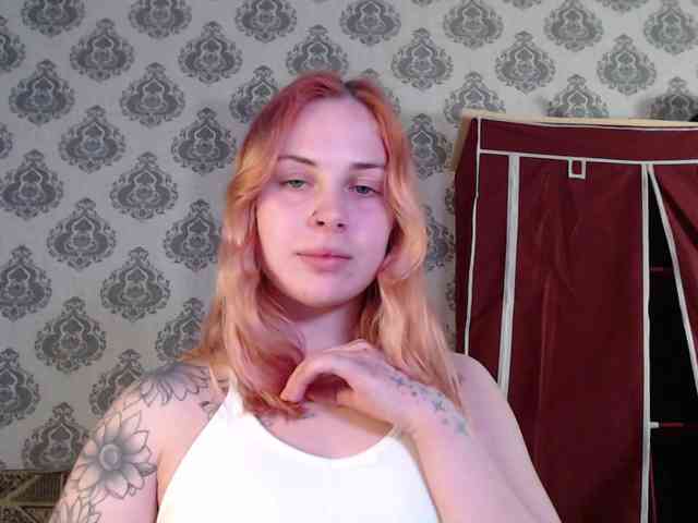 LisaloveX webcam