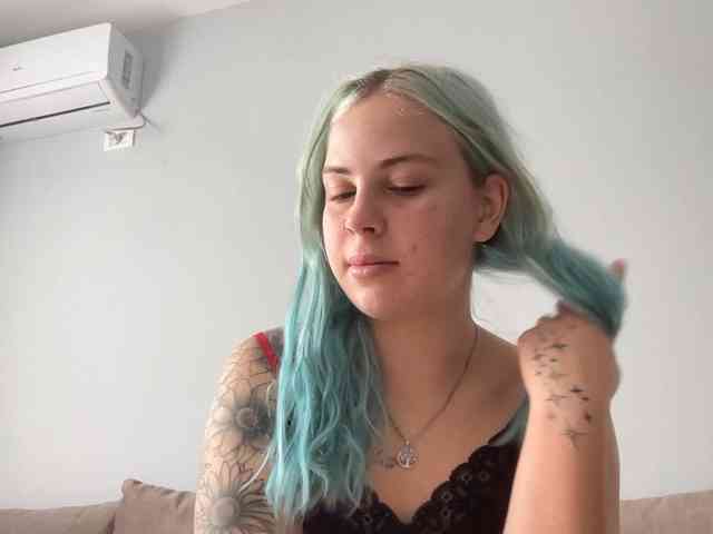 LisaloveX webcam