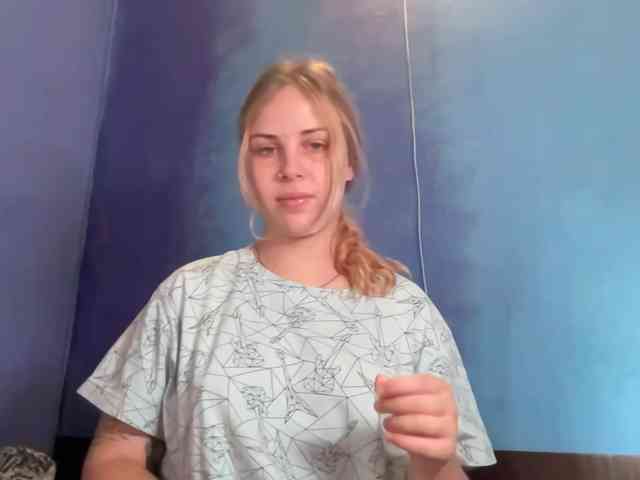 LisaloveX webcam