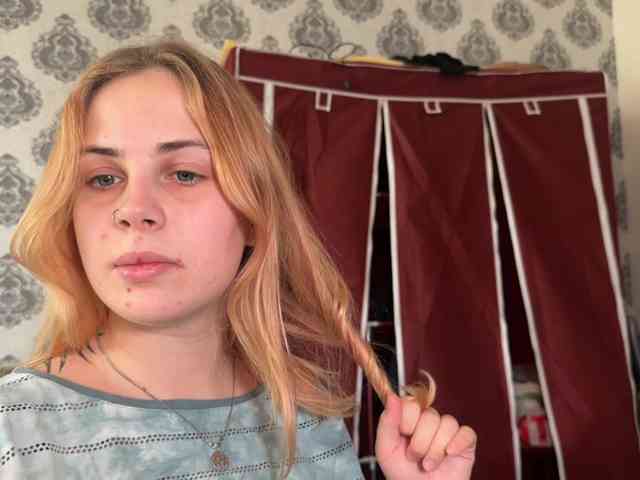 LisaloveX webcam