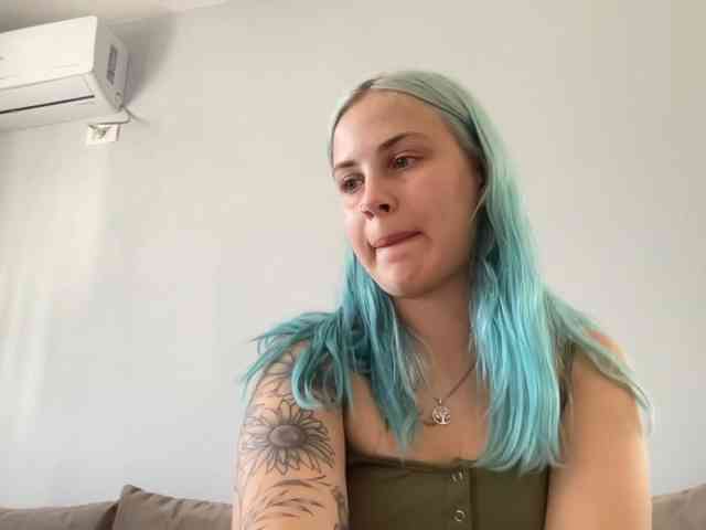 LisaloveX webcam