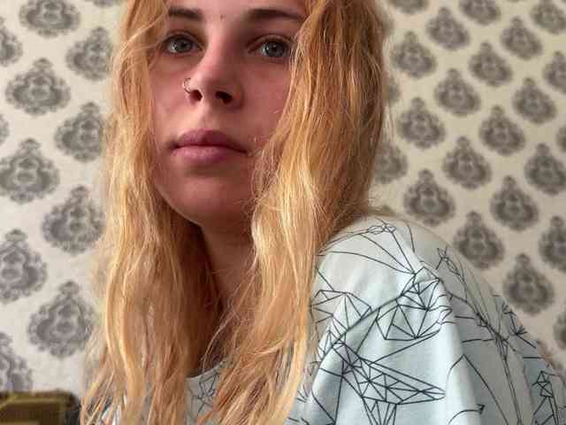LisaloveX webcam
