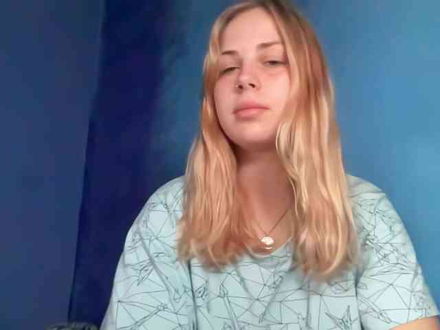 LisaloveX webcam