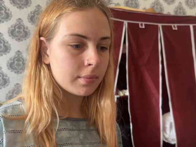 LisaloveX webcam