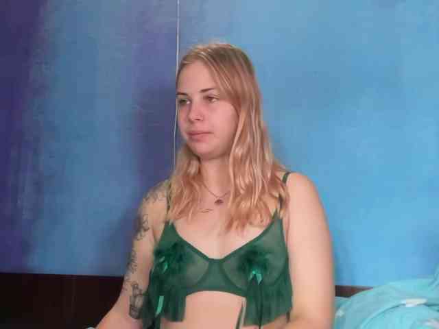 LisaloveX webcam