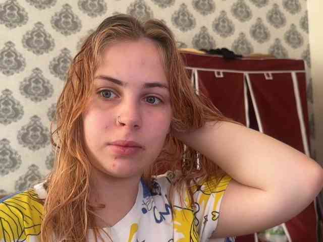 LisaloveX webcam