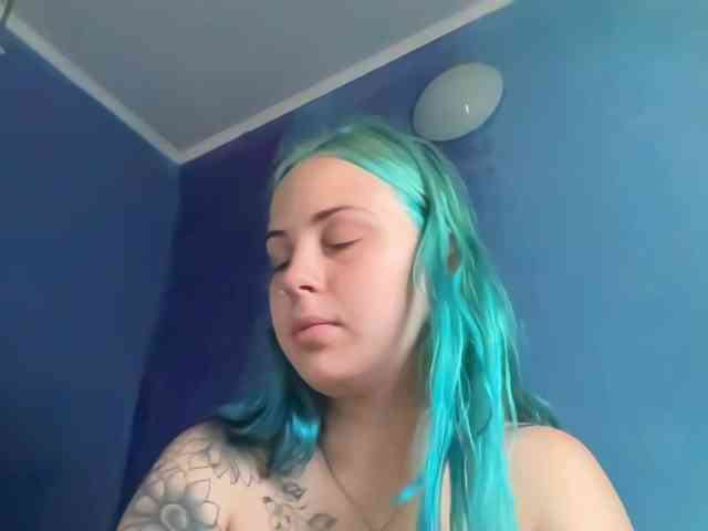 LisaloveX webcam