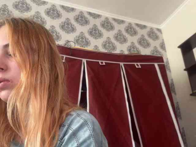 LisaloveX webcam