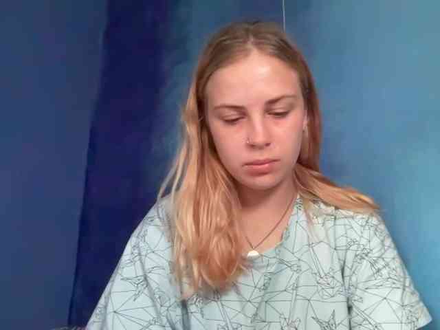 LisaloveX webcam