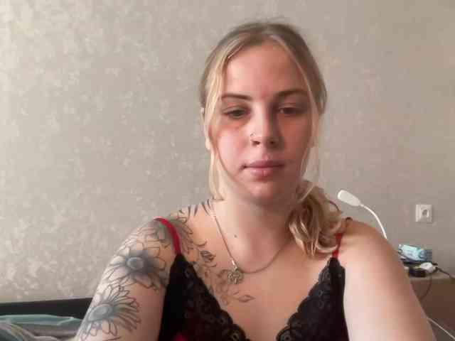 LisaloveX webcam