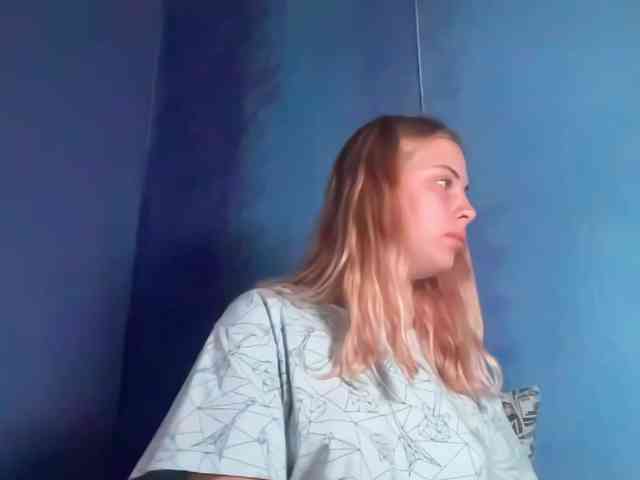 LisaloveX webcam