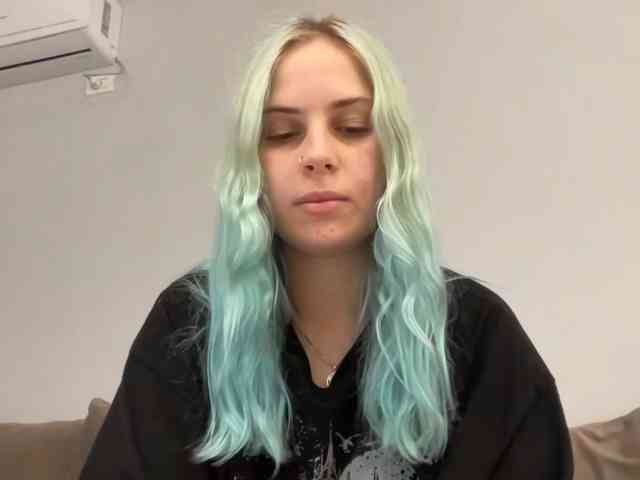 LisaloveX webcam