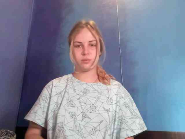 LisaloveX webcam