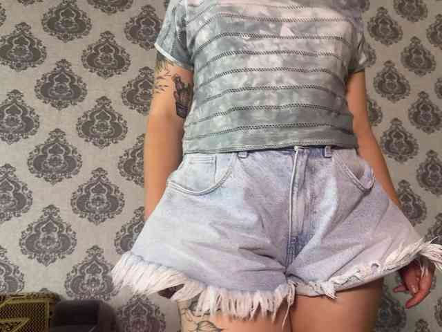 LisaloveX webcam