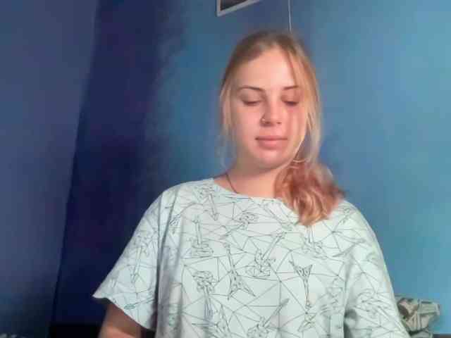 LisaloveX webcam