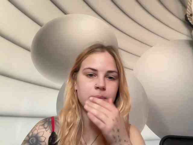 LisaloveX webcam