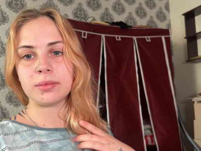 LisaloveX webcam