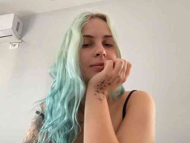 LisaloveX webcam