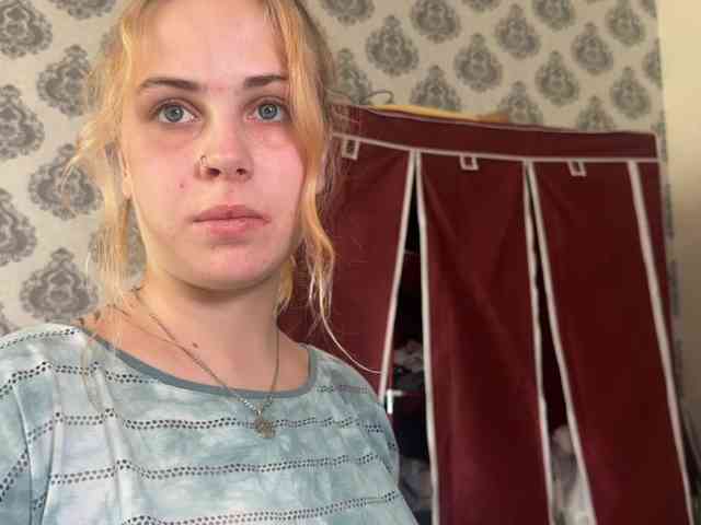 LisaloveX webcam