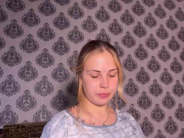 LisaloveX webcam