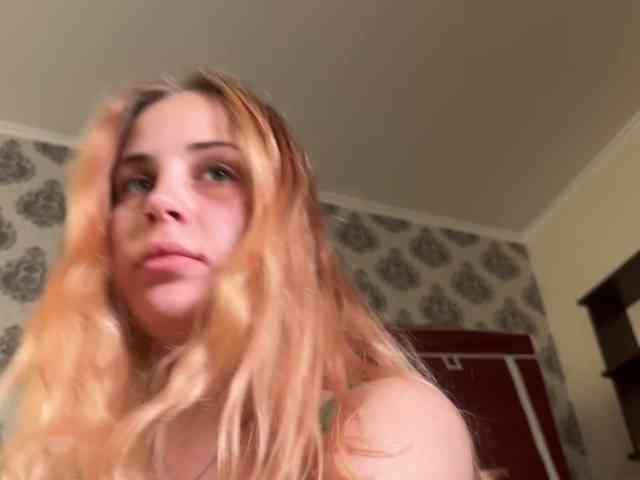 LisaloveX webcam