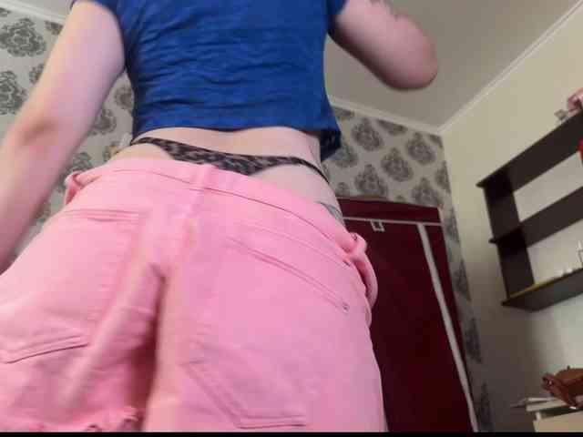 LisaloveX webcam