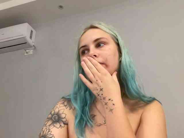 LisaloveX webcam