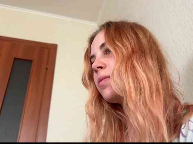 LisaloveX webcam