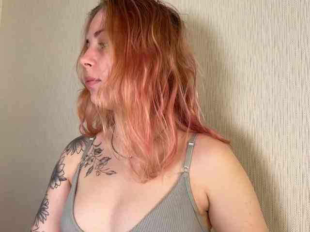 LisaloveX webcam