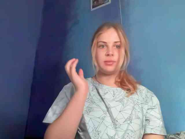 LisaloveX webcam