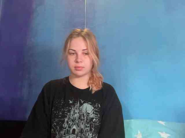 LisaloveX webcam
