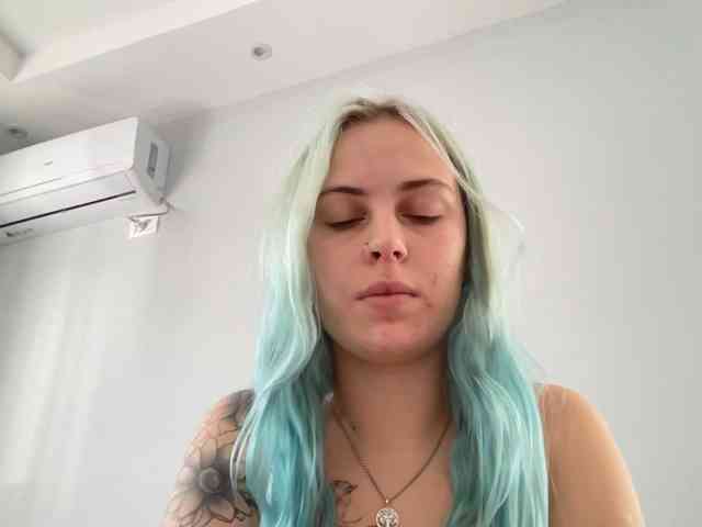 LisaloveX webcam