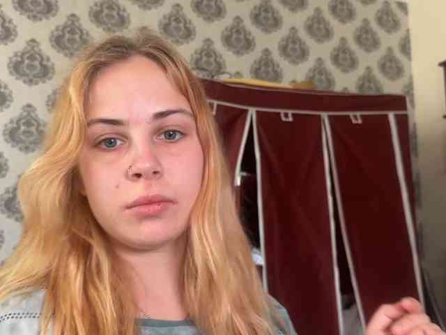 LisaloveX webcam