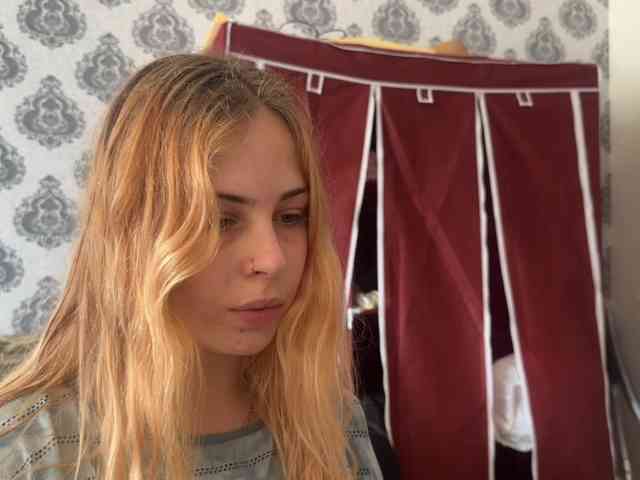 LisaloveX webcam