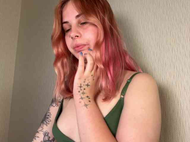 LisaloveX webcam