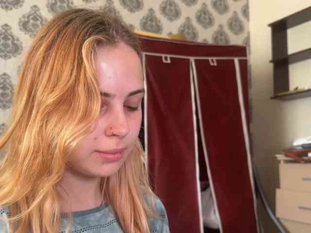 LisaloveX webcam