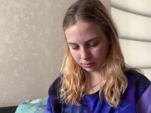 LisaloveX webcam