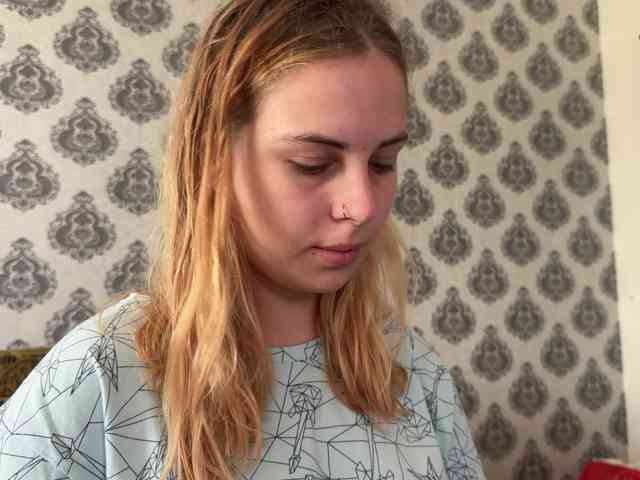 LisaloveX webcam